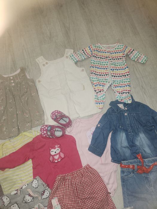Лот одягу для дівчинки 0-1рік