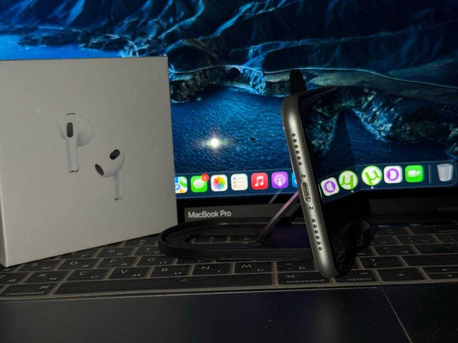 iPhone XR White Neverlock. Ідеальний стан. Комплект. На подарунок