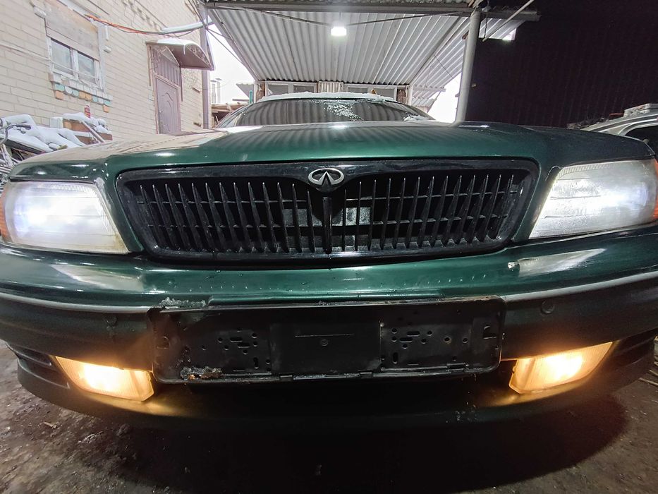 Бампер Передний Ниссан Максима Инфинити Infiniti J30 luxury Maxima