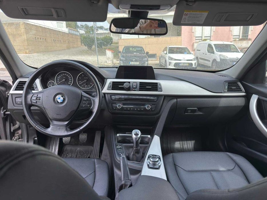 Bmw 318d Acidentado