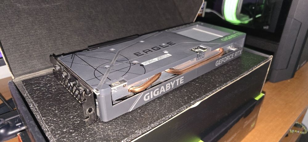 Geforce  RTX 4060 8Gb