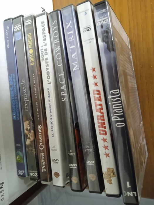 Diversos DVD. Vendo em individual em bomba estado.