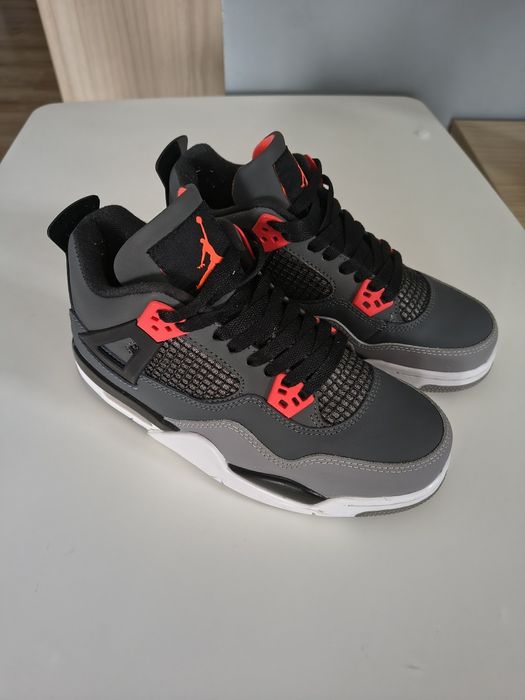 Buty Jordan 4 retro