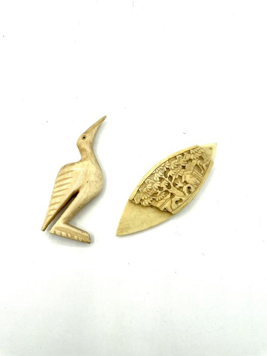 Varias pecas artigos em material nobre