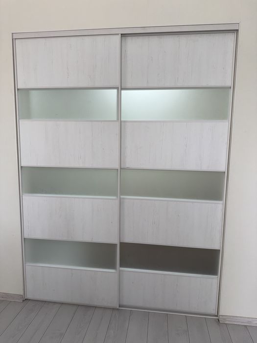 Розсувні системи двері для шафи-купе гардеробів