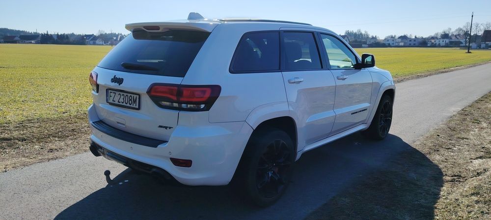 Jeep Grand Cherokee SRT
