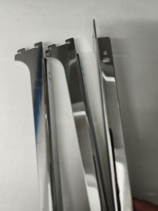 Grampos para prateleiras vários