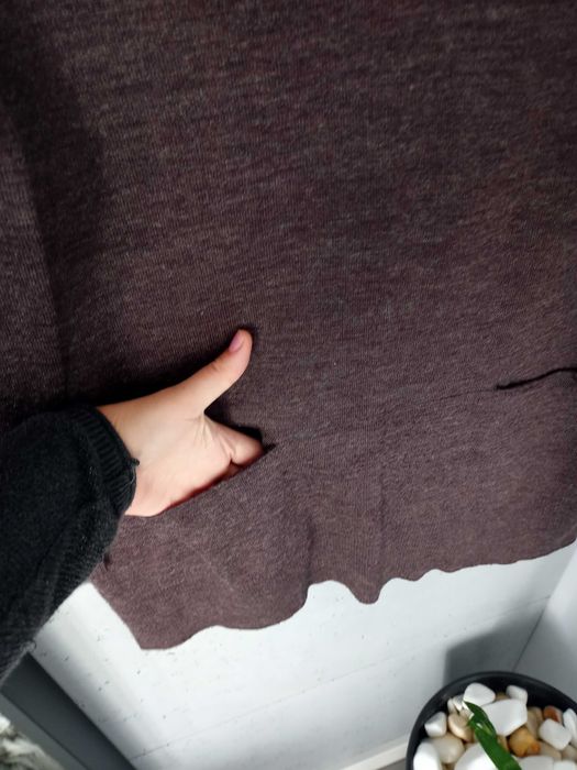 Długi brązowy sweterek z kieszeniami H&M r. M