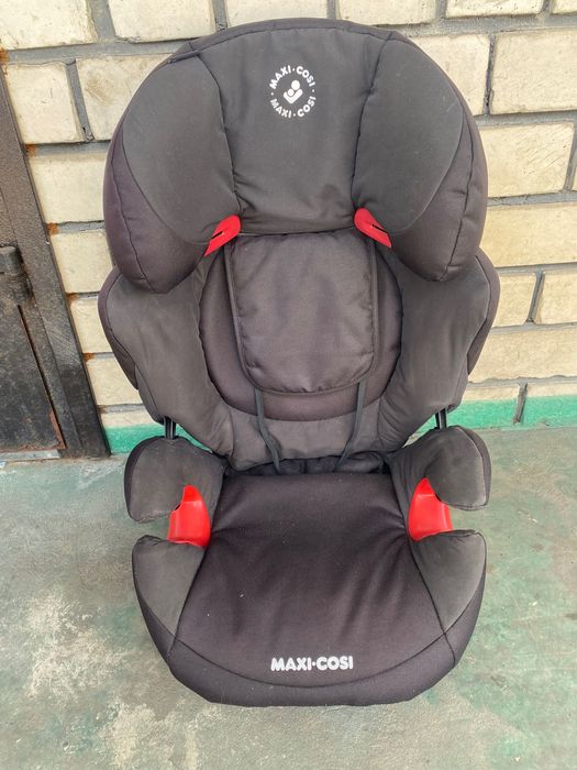 Автокрісло  Maxi Cosi 15-36 кг