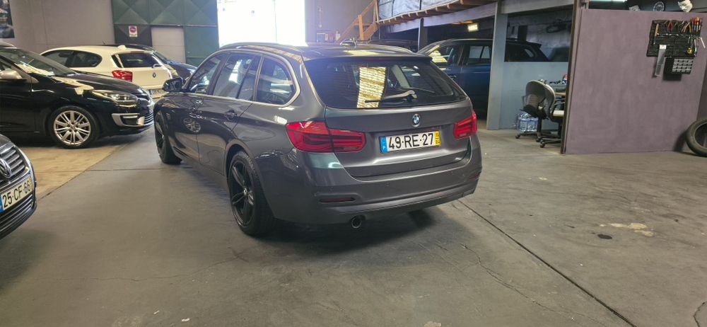 BMW 318D Touring Auto Nacional — photo 5