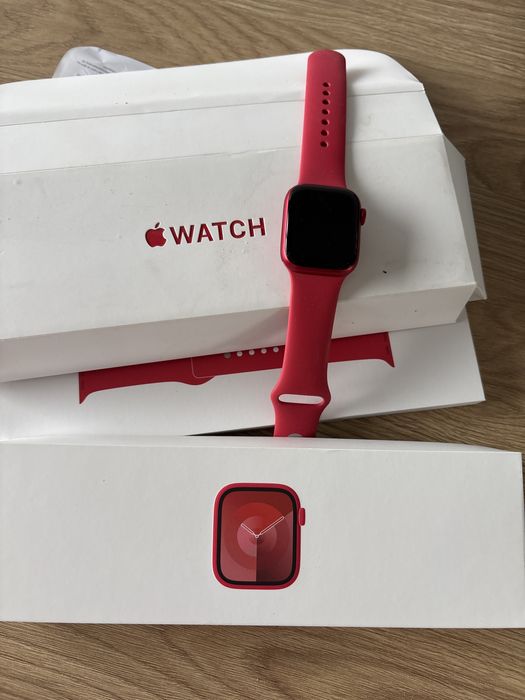 Zegarek Apple seria 9 z czerwonym paskiem NOWY