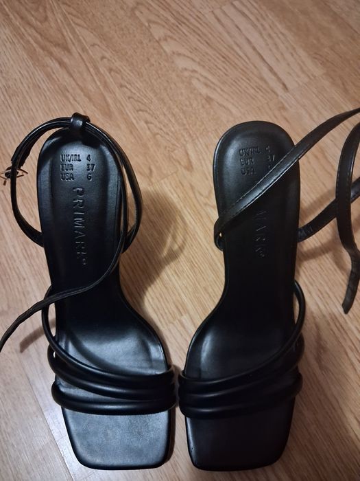 Босоніжки Primark
