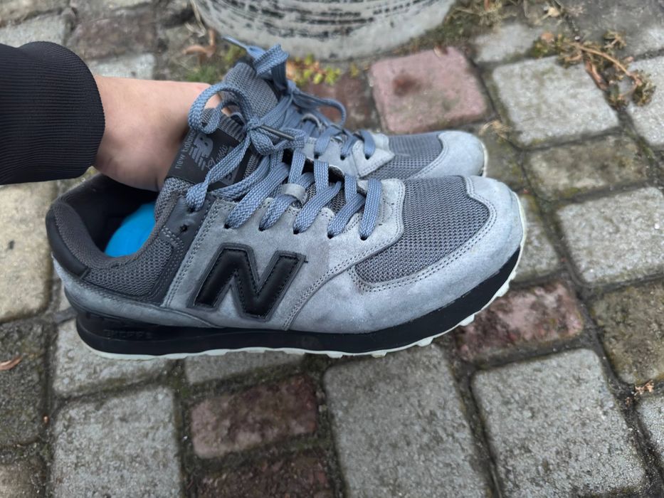 кросівки new balance