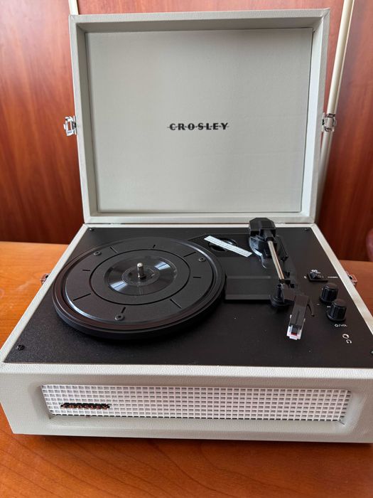 Gramofon CROSLEY Voyager Dune
