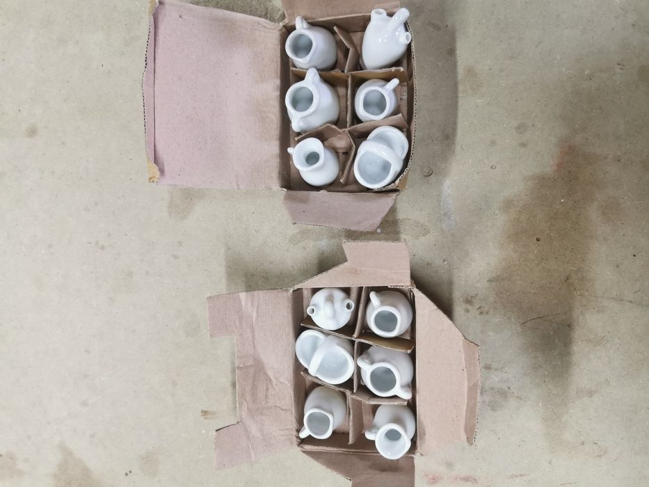 Várias miniaturas