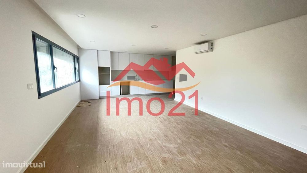 Apartamento T2 em Esgueira