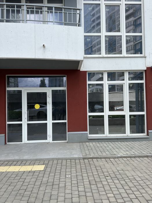 Аренда под магазин, салон, творческую студию, цветочный