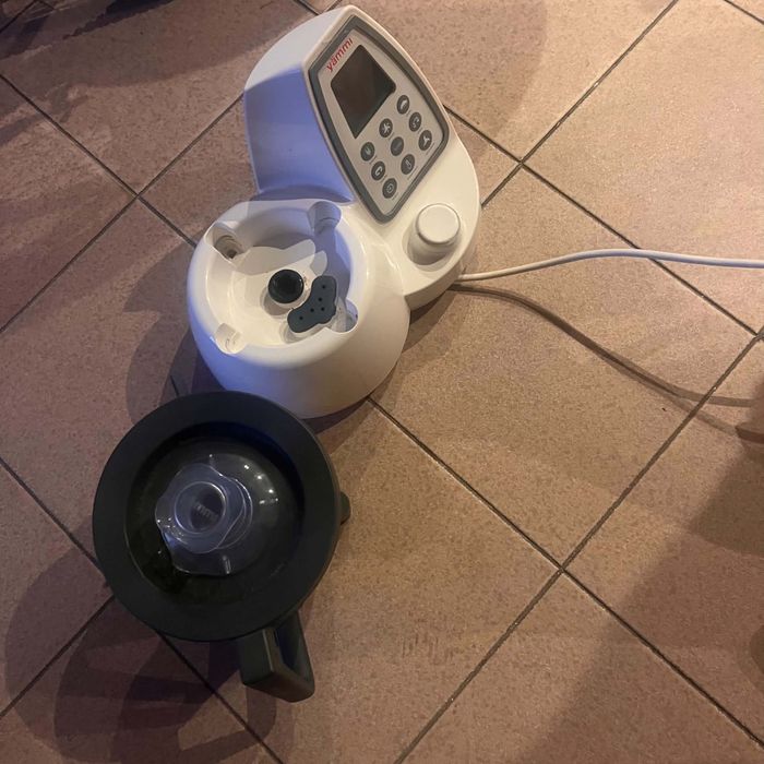 Vendo rebot de cozinha Yammi