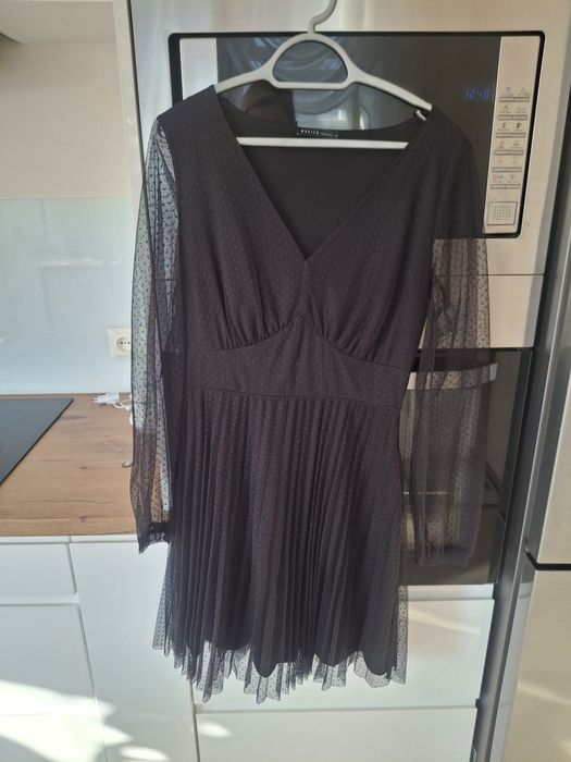 Sukienka damska rozmiar L Mohito idealna