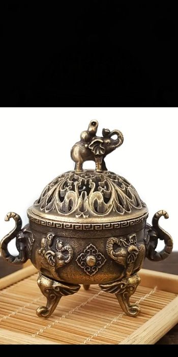 Шкатулка, табакерка.