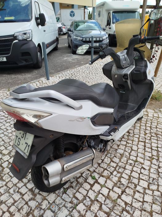 Scooter Daelim S3