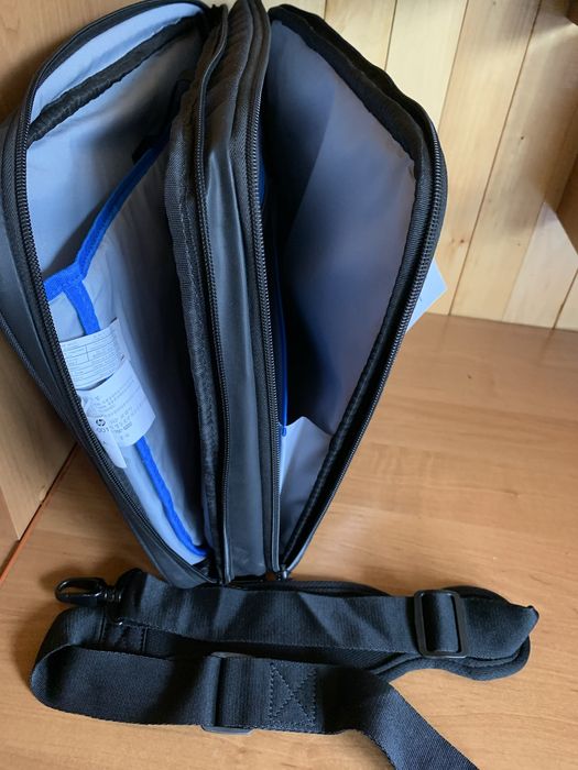 Сумка фірми”hp”для ноутбука 15.6 дюймів нова роз.42*30*7 см.