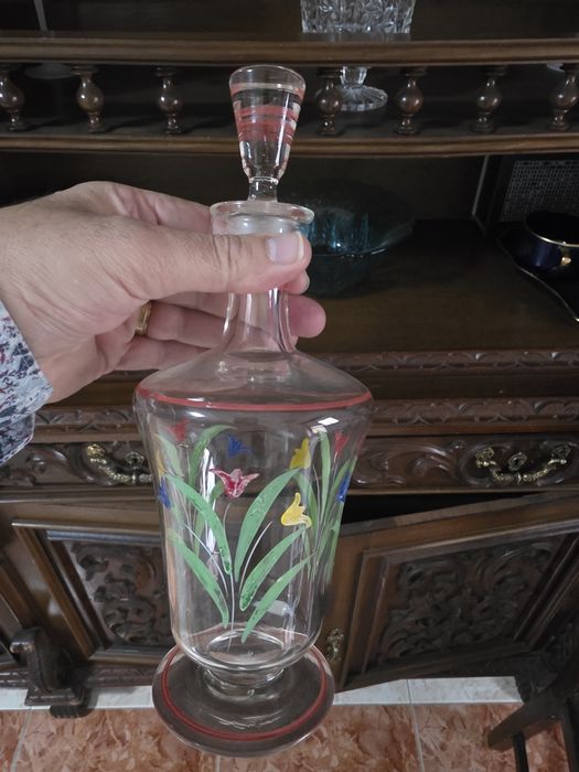 Licoreira muito antiga em vidro