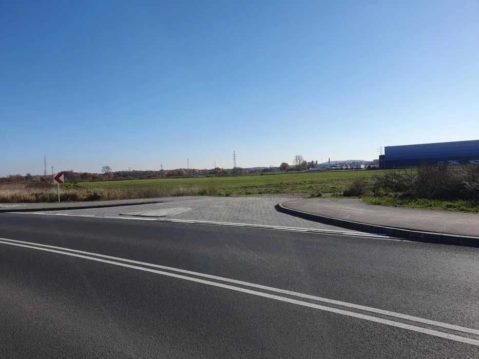 Sprzedam działkę Strefa przemysłowa Niepołomice