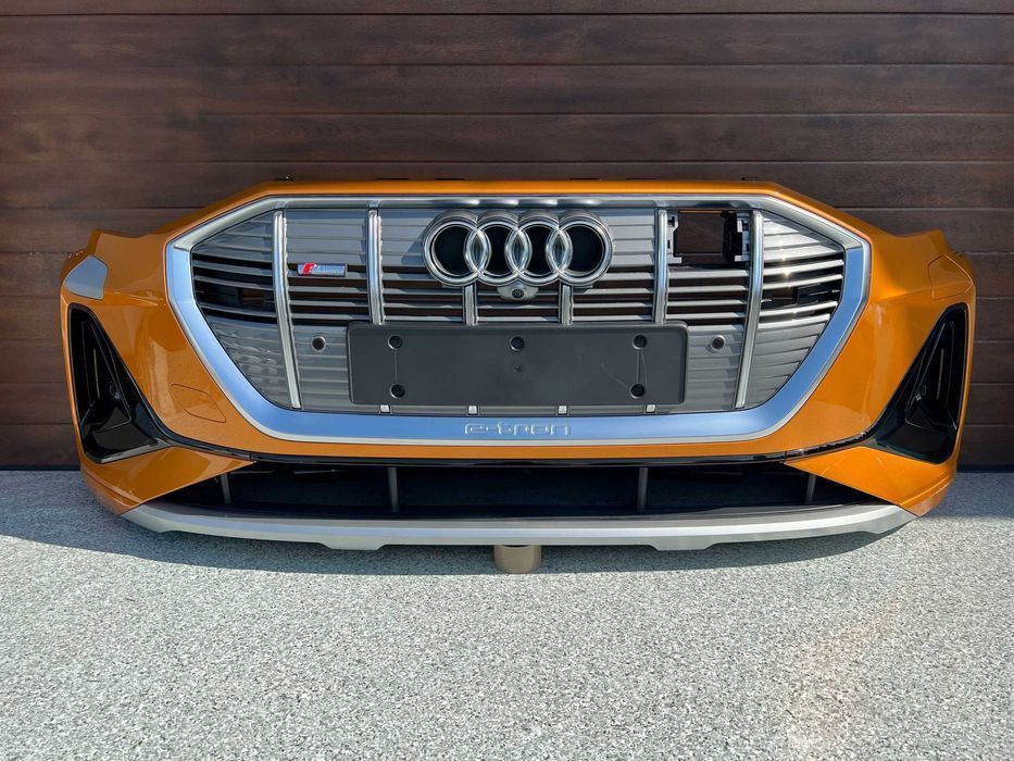 Бампер передний перед Audi E-Tron 4KE разборка