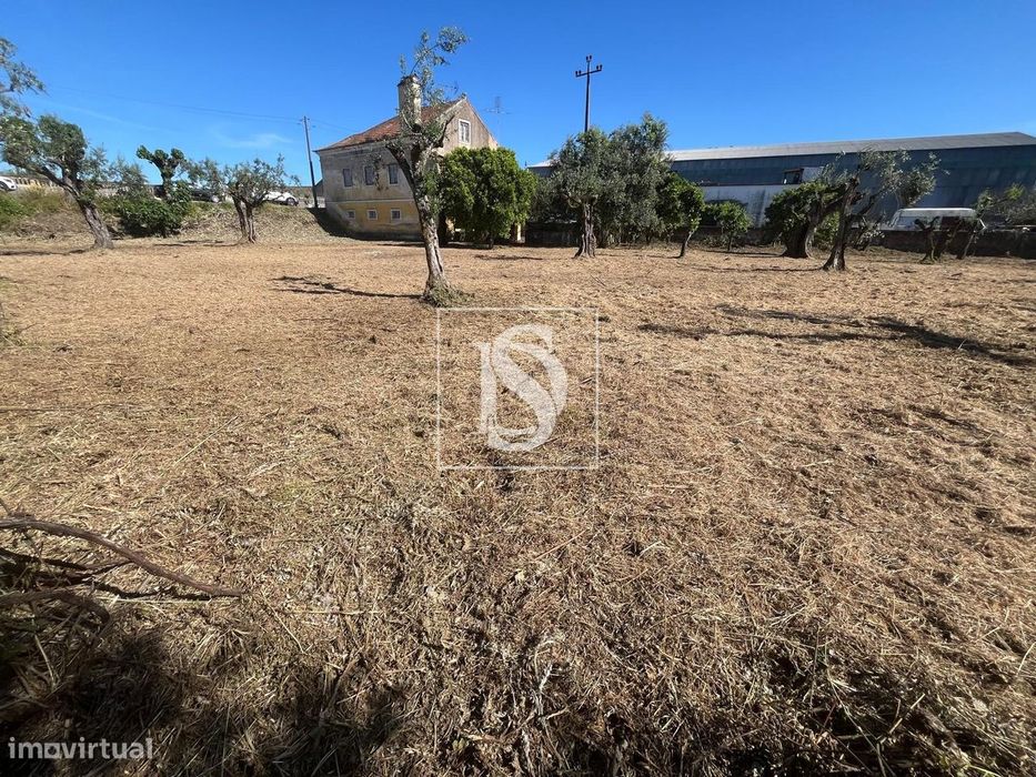 Terreno Urbano - Rossio ao Sul do Tejo - Abrantes — São Miguel Do Rio Torto E Rossio Ao Sul Do Tejo, Santarém
