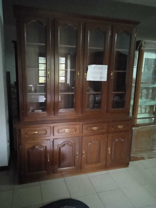 Móvel Em Mogno 4 Portas (ref 21)