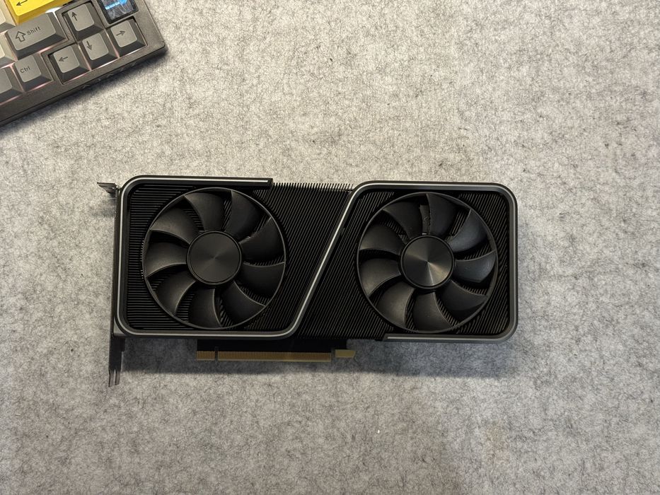 Nvidia Geforce RTX 3070 Founders Edition ( FE )