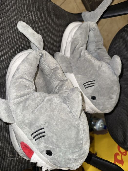 Кенгурумі та тапці