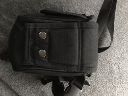 Bolsa Monte Campo preta usada