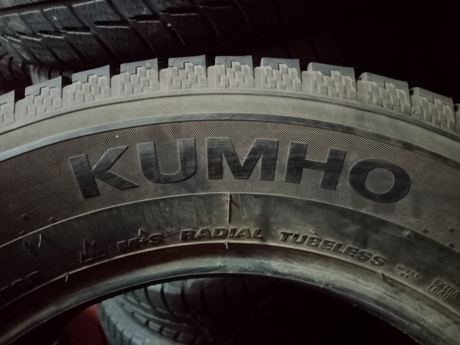 225/65R17 KUMHO зима 4 шт.