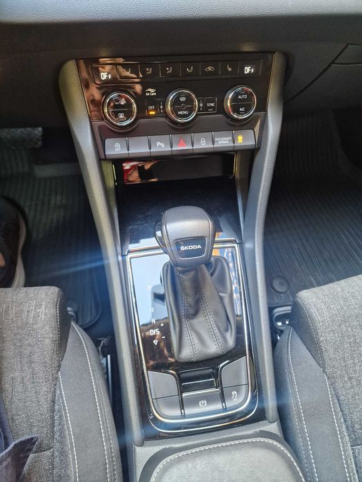 Автомобіль Skoda Karoq