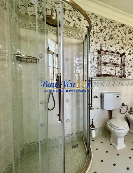 Продаж будинка з ремонтом у лici село Козин.Конча-Заспа район