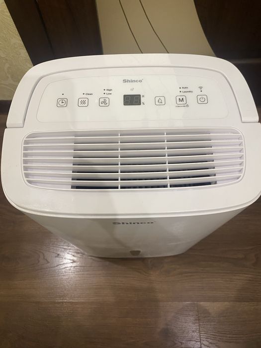 Осушувач SHINCO, 30 л не робочий