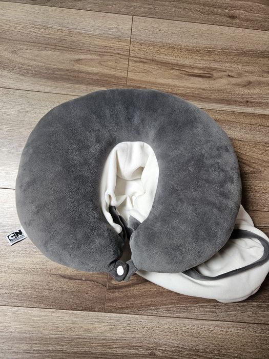 Poduszka podróżna rogal Panda Miniso