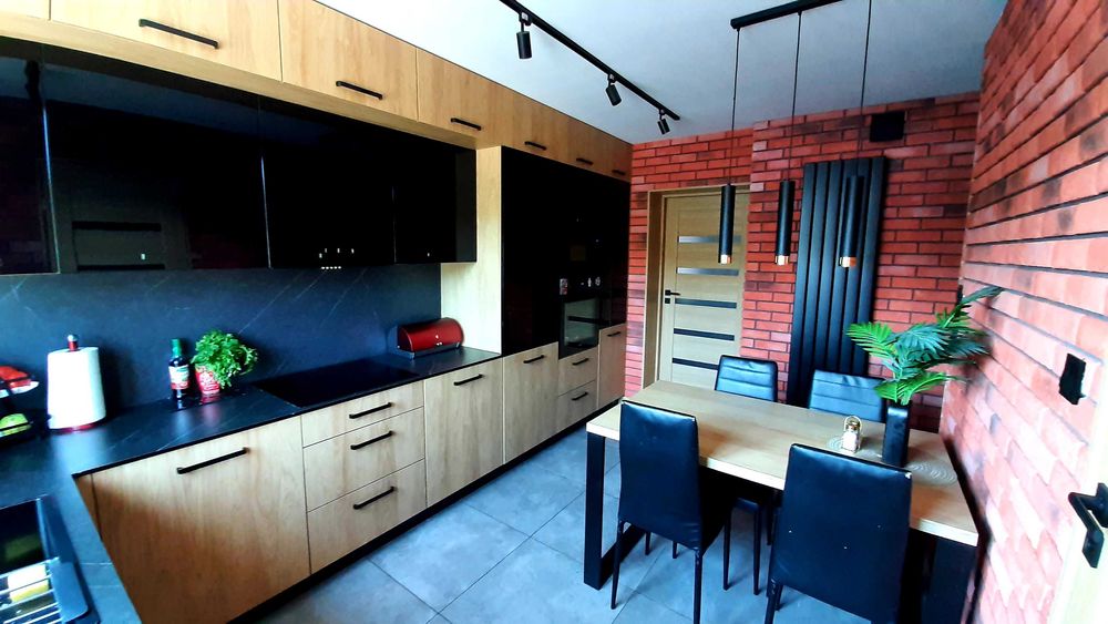 Meble na wymiar - kuchnie, szafy, garderoby i inne