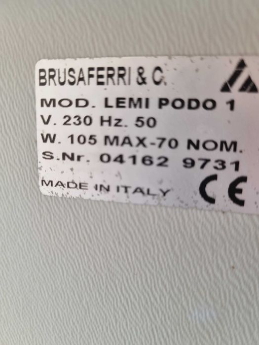 wloski elektryczny fotel kosmetyczny,podologiczny