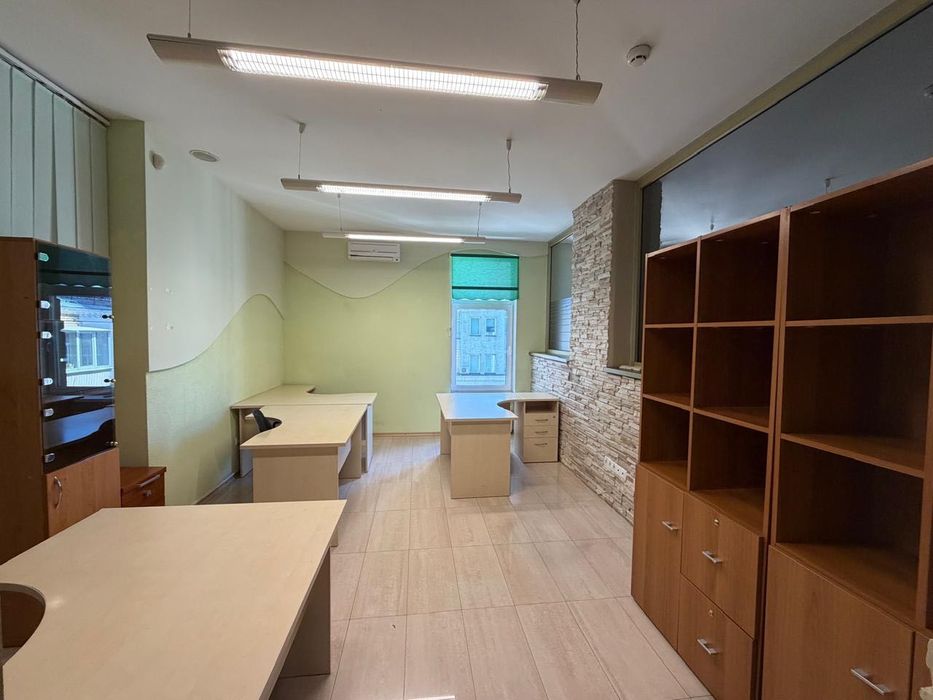 Оренда  офісу в центрі Києва. 142м2  БЦ «Botanic Towers».Без комісії, від власника