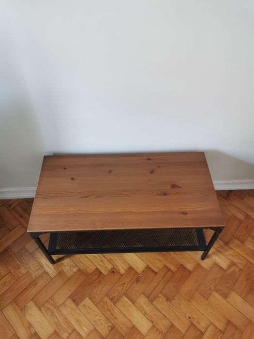 Mesa de Centro / de Apoio