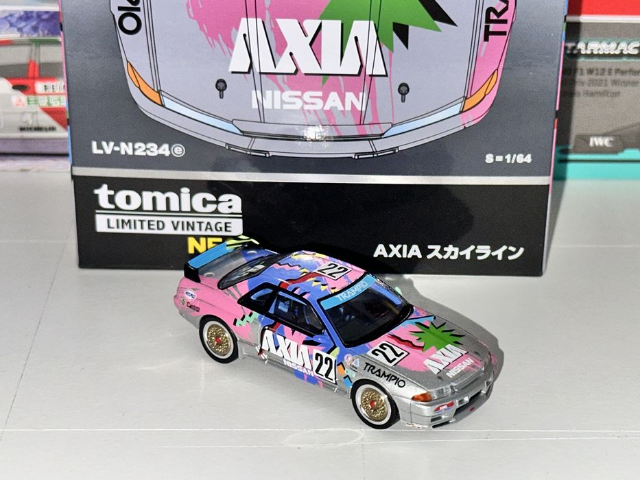 Tomica Limited Vintage Nissan Skyline GT-R R32 1:64 Warszawa ...