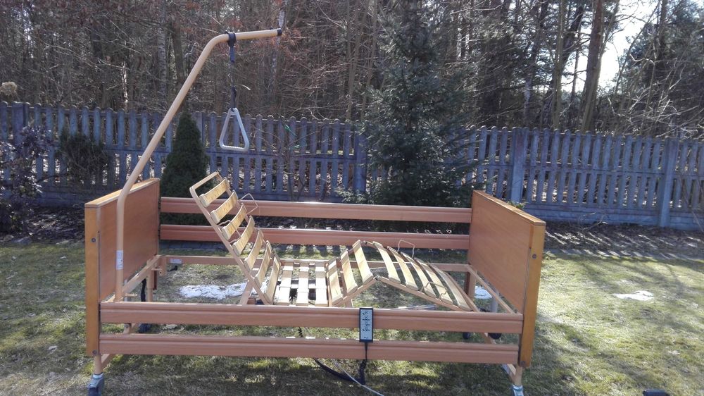 łóżko rehabilitacyjne - 130 zł za miesiąc najmu