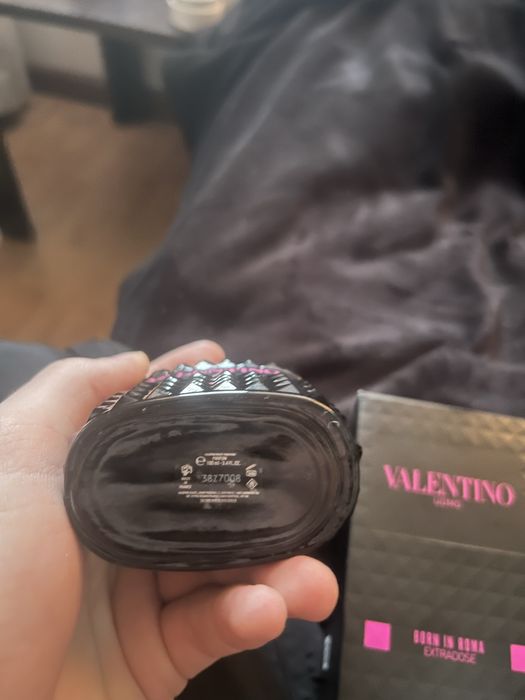 Valentino Born in Roma Extradose