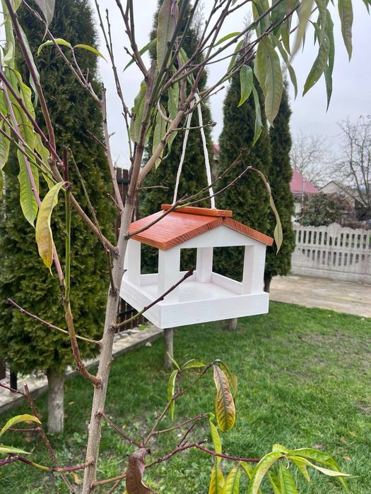 Годівничка для птахів