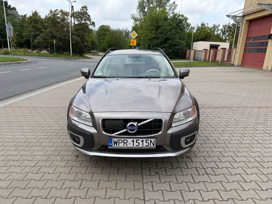 Volvo XC 70 Volvo XC 3.0 Benzyna +LPG FULL OPCJA