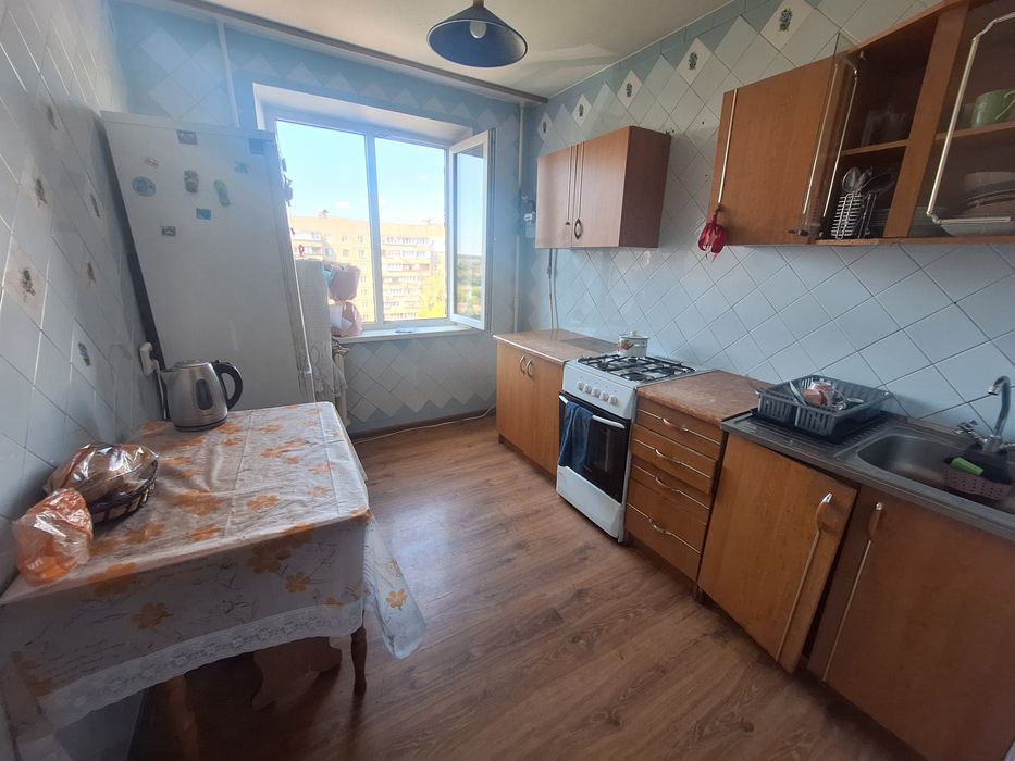 Здається ліжко- місце для дівчини по вул Чайковського