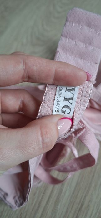 Biustonosz damski koronką push up 75A